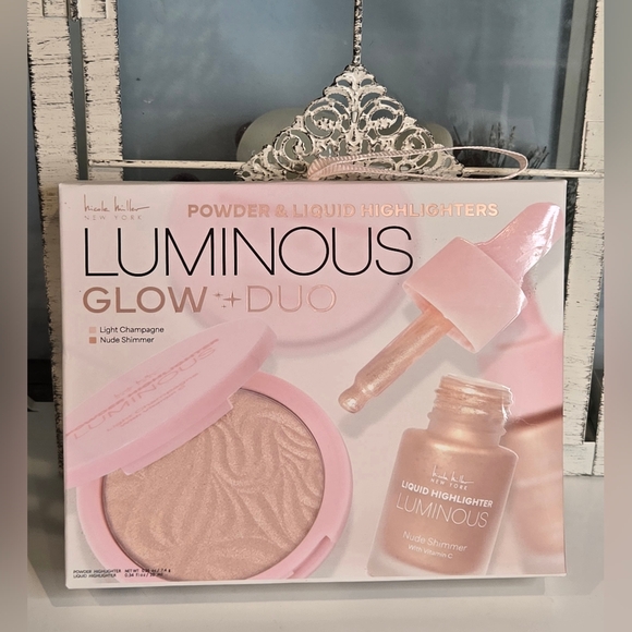 Nicole Miller Luminous Glow Duo - Light Champagne & Nude Shimmer - Picture 3 of 3